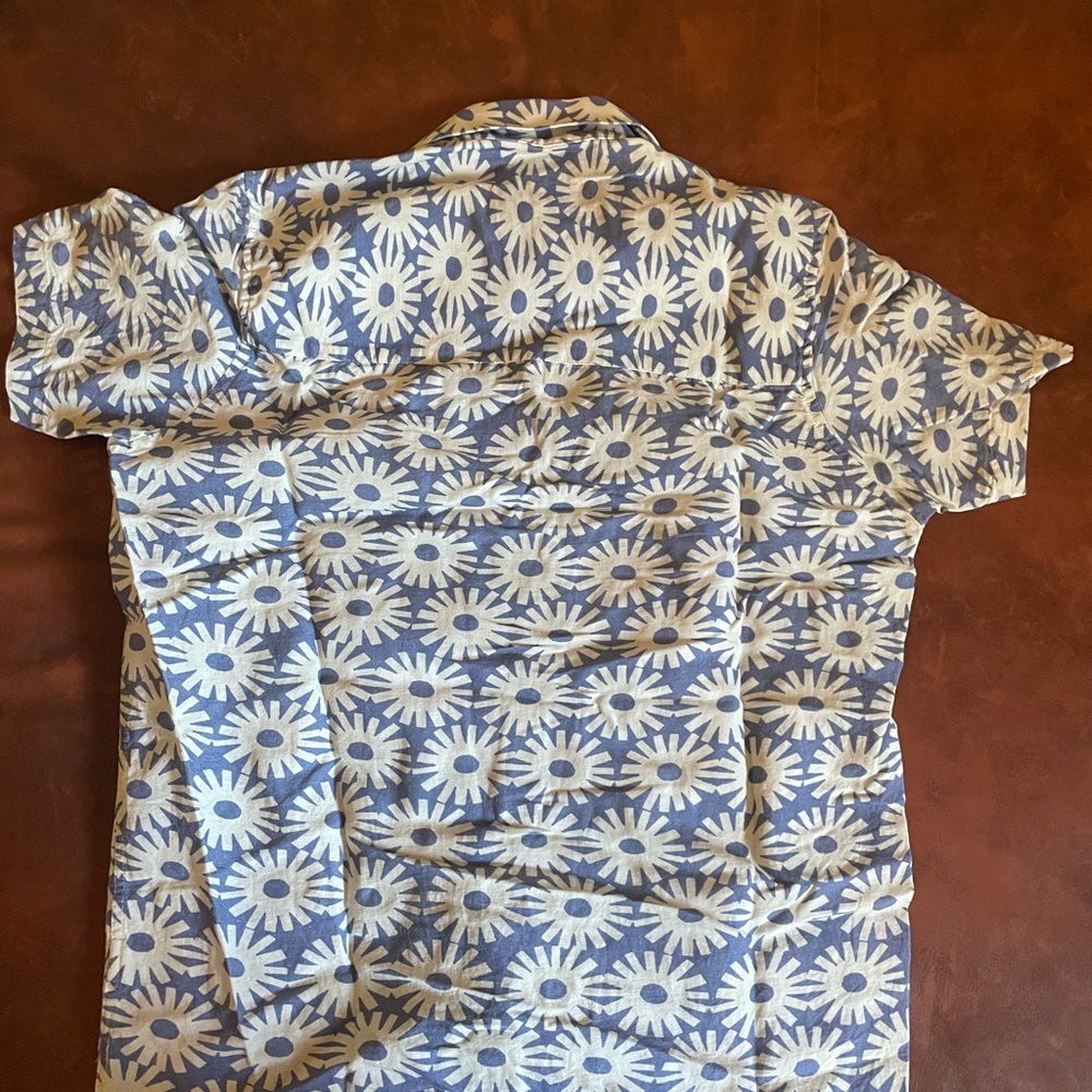 Men's Blue Floral Casual Shirt - Far Afield
